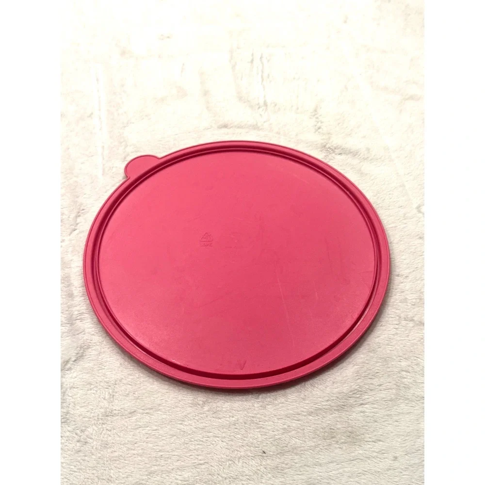 Tupperware Pink Round Replacement Lid Seal 2540A-4 12 Inch Made in USA